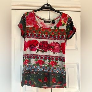 Desigual t-shirt size small